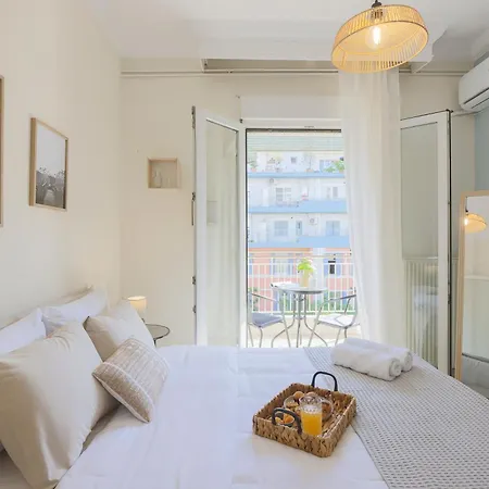 Quiet Corner Penthouse , 3br Heart Of