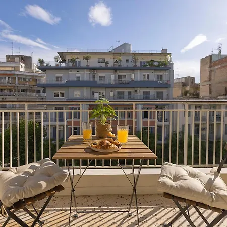 Quiet Corner Penthouse , 3br Heart Of