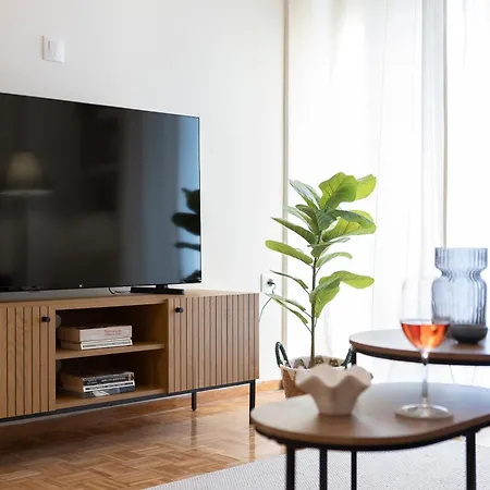Διαμέρισμα Quiet Corner Penthouse , 3br Heart Of
