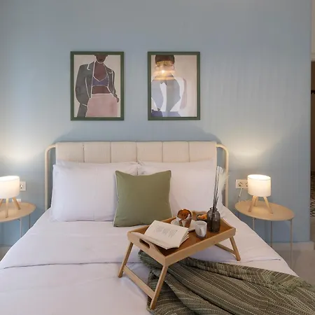 Διαμέρισμα Quiet Corner Penthouse , 3br Heart Of *
